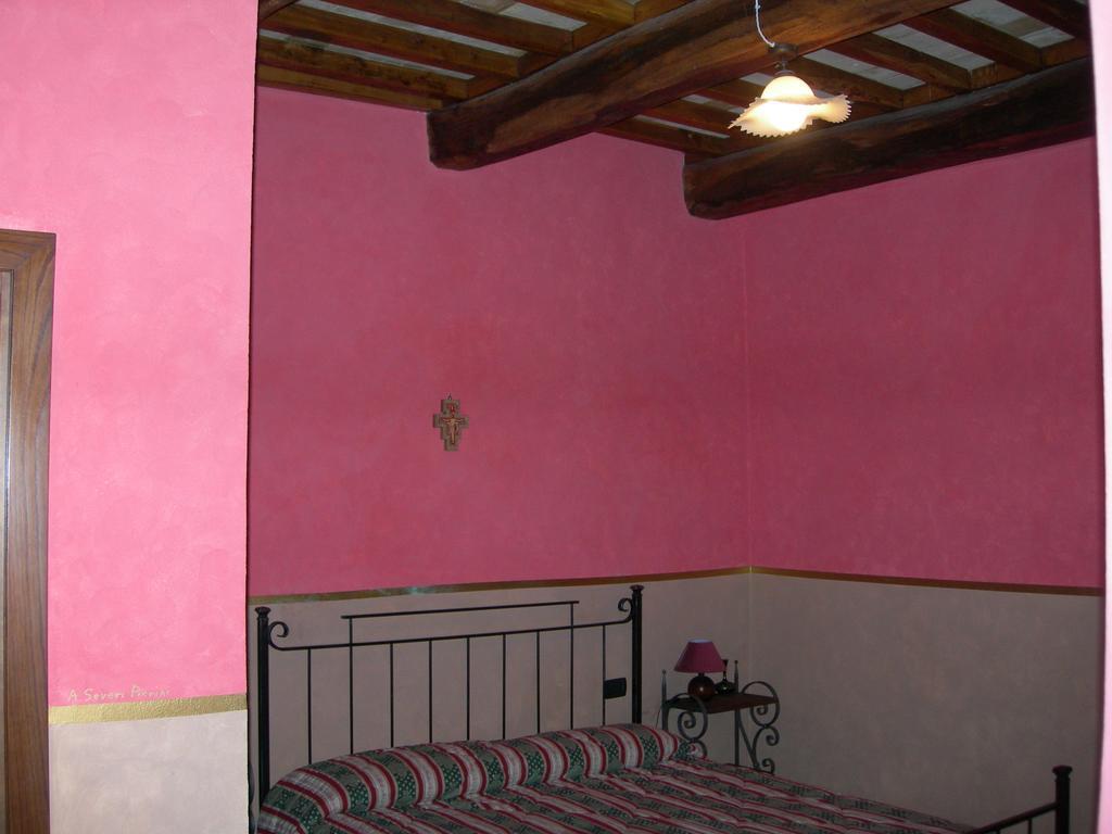 Societa Agricola F.Lli Angelucci Villa Cannara Eksteriør billede