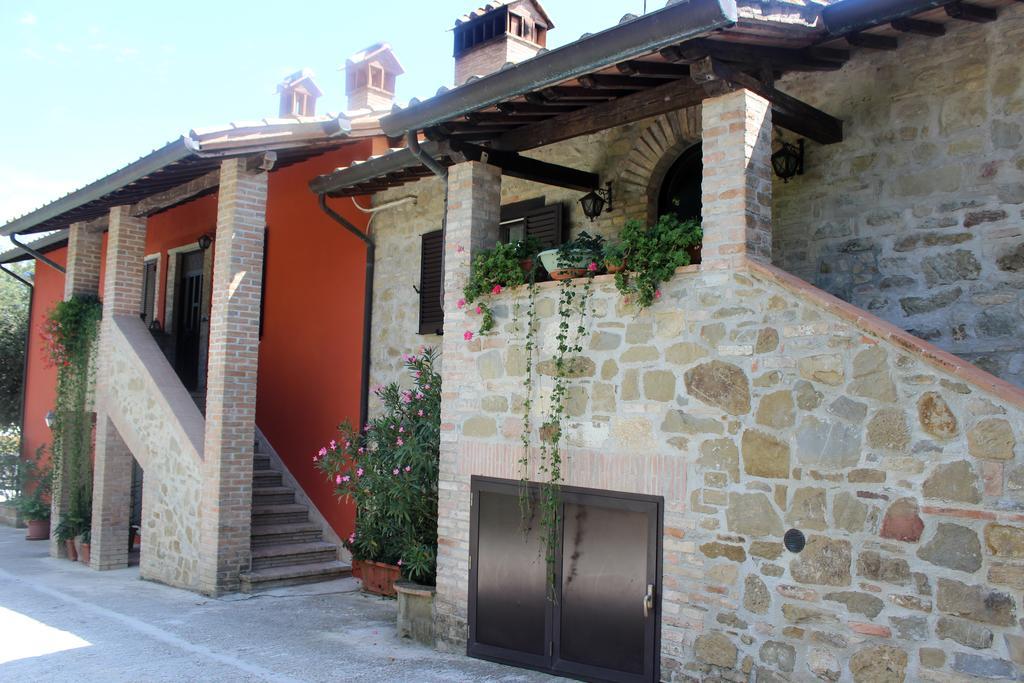 Societa Agricola F.Lli Angelucci Villa Cannara Eksteriør billede