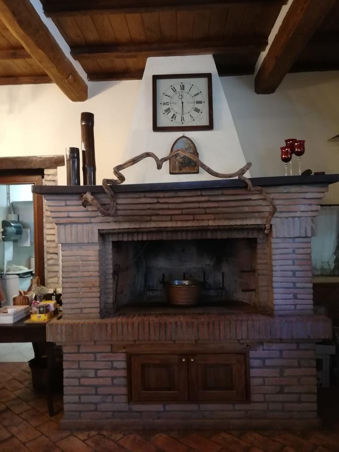 Societa Agricola F.Lli Angelucci Villa Cannara Eksteriør billede